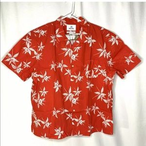 28 Palms Mens Hawaiian Shirt Red Floral Runs Small